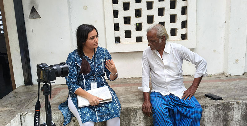 Interacting with Kannappa Sambandan before the shoot.