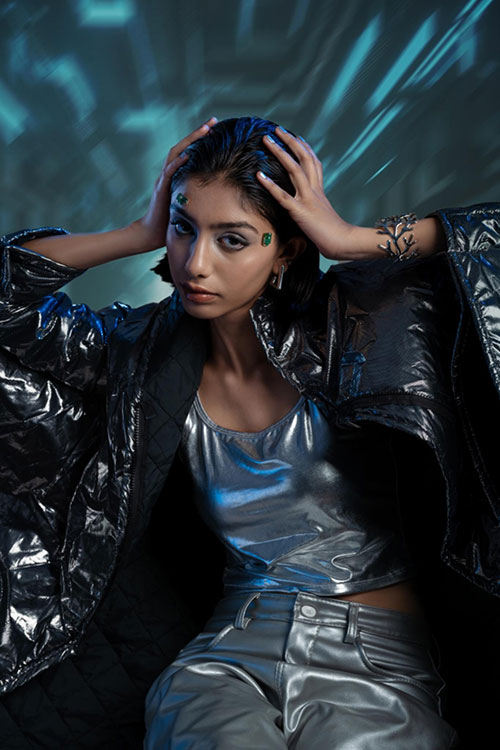 How Do You Create a Futuristic Metallic Fashion Editorial? | B.Sc Photography Student Project